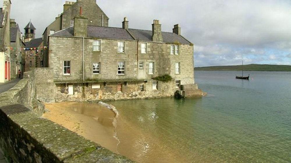 Queens Hotel Lerwick Buitenkant foto